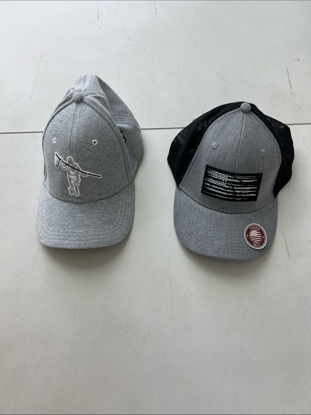 Men's Gray Baseball Cap with Embroidered Patch - Casual Everyday Hat